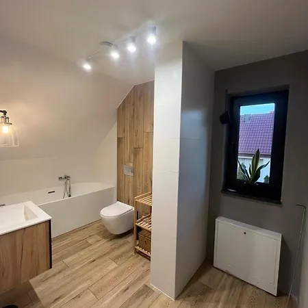 Domek Oslonin Сasa de vacaciones Oslonin